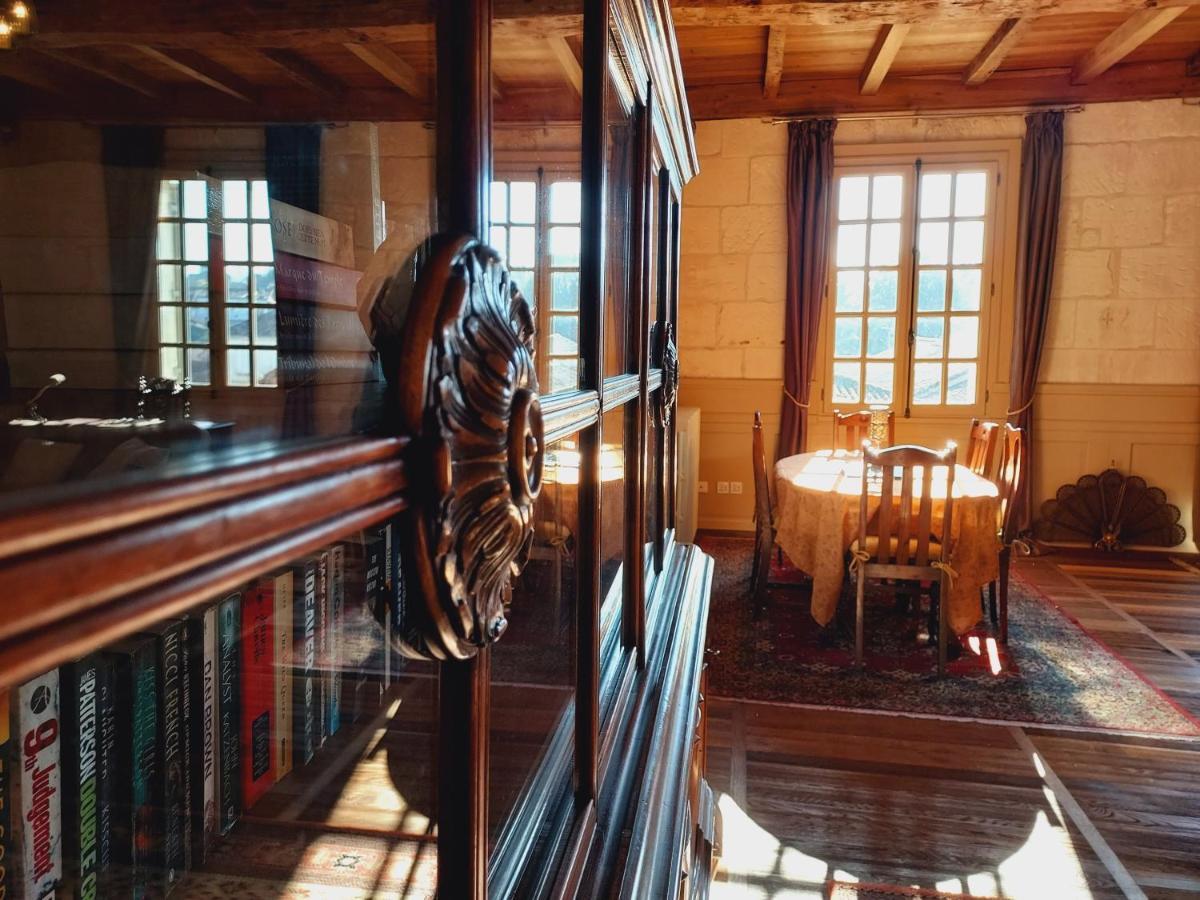 Chateau Des Senechaux, Bourdeilles Екстер'єр фото