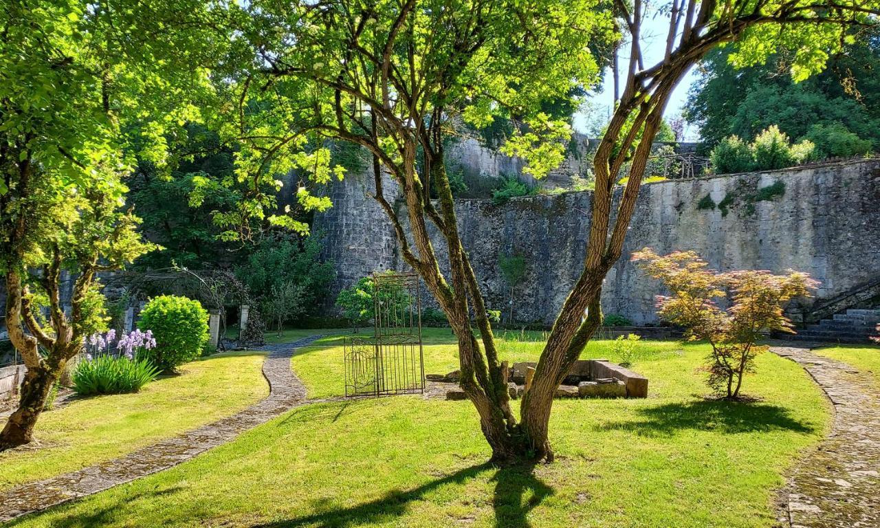 Chateau Des Senechaux, Bourdeilles Екстер'єр фото